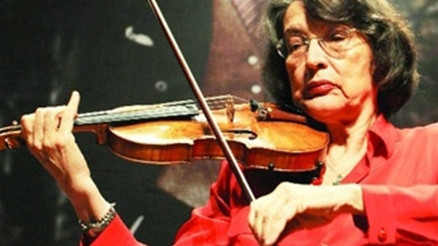 Suna Kan’a vefa borcu