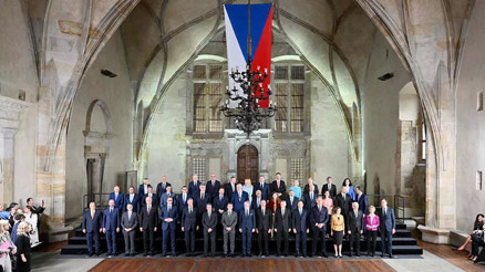 Cumhurbaşkanı Erdoğan, Aliyev ve Paşinyan ile Pragda bir araya geldi