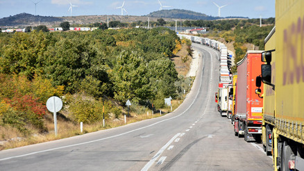 38 kilometre TIR kuyruğu oluştu Binlerce şoför bekliyor
