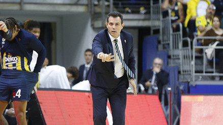 Fenerbahçe Beko, Dimitris Itoudis ile uçuş modunda: Taraftar her yerde