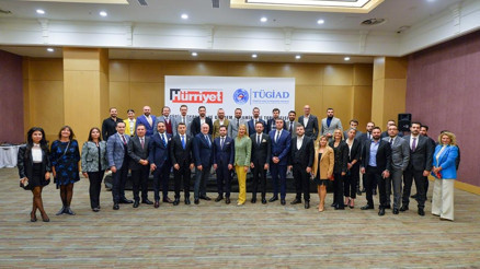 ‘Teknolojiyi takip et bilgiyi kabul et yeni modelleri öngör’