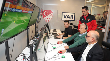 VAR Odasında nasıl ters düştük
