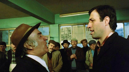 Üçkağıtçı filmi ne zaman ve nerede çekildi İşte Üçkağıtçı filminin oyuncuları ve konusu hakkında bilgiler