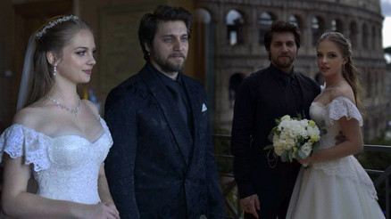 İtalyada sürpriz nikah... Ünlü çift evlendi