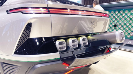 Otomobil fuarlarının modası geçiyor mu