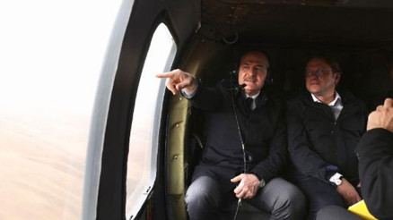 Bakan Soylu, Türkiye-İran sınırında incelemelerde bulundu Bakan Soylu, Türkiye-İran sınırında incelemelerde bulundu