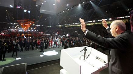 Uzman isimler Türkiye Yüzyılını yorumladı: Yeni Kızılelma... Erdoğan bilinen siyasete format attı Uzman isimler Türkiye Yüzyılını yorumladı: Yeni Kızılelma... Erdoğan bilinen siyasete format attı