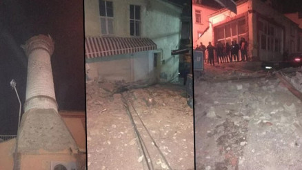 İzmirde 4.9 büyüklüğünde deprem