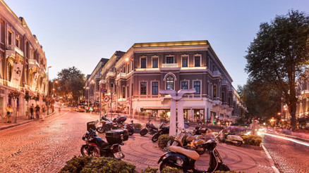 ‘Havalı cadde’de sanat var ‘Havalı cadde’de sanat var