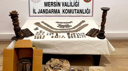 Mersinde 10 kilo 200 gram balina kusmuğu ele geçirildi