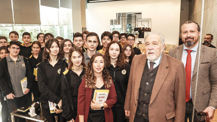 İlber Hocayla tarih sohbeti: Demirören Medya MTAL’i ziyaret etti İlber Hocayla tarih sohbeti: Demirören Medya MTAL’i ziyaret etti