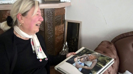 Otelci çift cinayeti: Esra Yıldızın ailesi bir yıl sonra kızlarının öldürüldüğü eve geldi