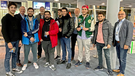 Nürnberg’deki Türk sezon işçileri ülkelerine döndüler Nürnberg’deki Türk sezon işçileri ülkelerine döndüler