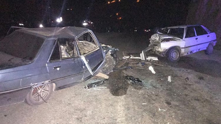 Mersinde trafik kazası 2 ölü, 6 yaralı