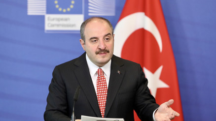 Bakan Varank: YDD mekanizmasının önemli bir katkı sunacağına inanıyorum Bakan Varank: YDD mekanizmasının önemli bir katkı sunacağına inanıyorum