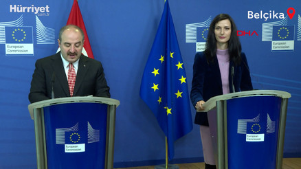 Bakan Varank, AB Komiseri Gabriel ile ortak basın toplantısı düzenledi Bakan Varank, AB Komiseri Gabriel ile ortak basın toplantısı düzenledi