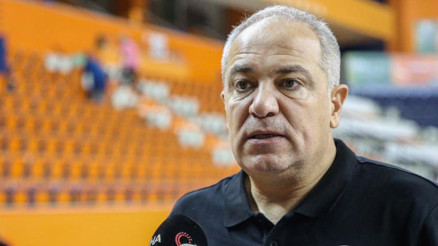 A Kadın Milli Takım Başantrenörü Ekrem Memnun: Amacımız lider şekilde Avrupa Şampiyonası’na gitmek