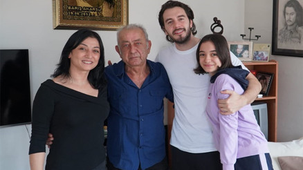 İsmail Ege Şaşmaz, Barış Akarsu’nun evini ziyaret etti