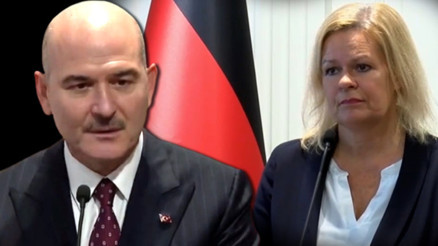 İçişleri Bakanı Süleyman Soylu, Alman Bakan Nancy Faeser ile ortak basın toplantısı düzenledi İçişleri Bakanı Süleyman Soylu, Alman Bakan Nancy Faeser ile ortak basın toplantısı düzenledi