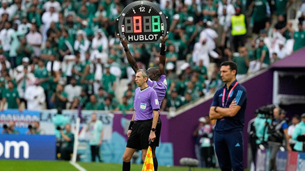 Dünya Kupasındaki maçlara neden bu kadar uzun duraklama süreleri ekleniyor | 4 SORU 4 YANIT