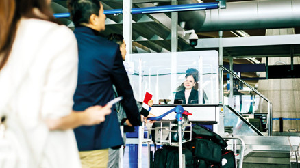 AB’ye girmek 2 kat zorlaşacak Yeni pasaport kontrol sistemi ile AB kapısında bekleme süresi uzayacak