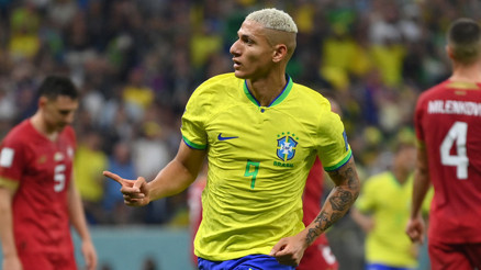 Sadece sahada değil, yoksulluk ve ırkçılıkla da savaşıyor