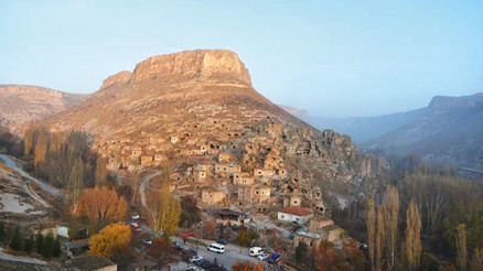 Yeni turizm destinasyonu Soğanlı Vadisi Yeni turizm destinasyonu Soğanlı Vadisi