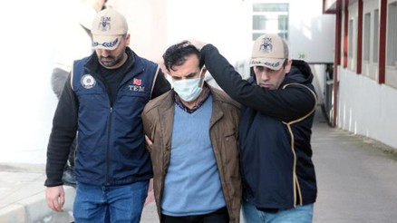 Aranan FETÖcüleri saklayıp, yurt dışına kaçırılmasını organize etmişler