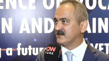 Bakan Özerden CNN TÜRKe özel açıklamalar... Mesleki eğitim umut verici bir sisteme dönüşmüştür Bakan Özerden CNN TÜRKe özel açıklamalar... Mesleki eğitim umut verici bir sisteme dönüşmüştür
