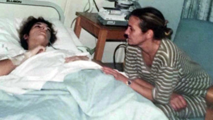 Ünlü isim 10 yılda 12 kez ameliyat olmuştu... Benim canım yanıyor ameliyattan, onun canı yanıyor evladının acısından