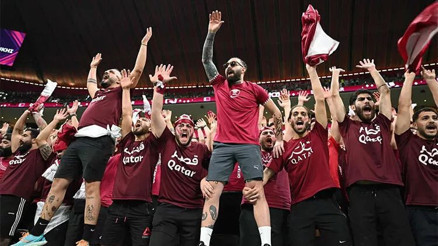 Dünya Kupasındaki bordo tişörtlüleri UltrAslan eğitmiş