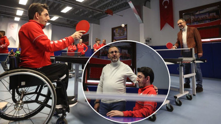 Bakan Kasapoğlundan Dünya Engelliler Gününde para masa tenisi sporcularına sürpriz ziyaret Bakan Kasapoğlundan Dünya Engelliler Gününde para masa tenisi sporcularına sürpriz ziyaret