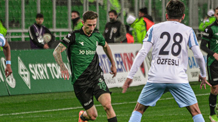 Sakaryaspor, BB Erzurumspor engelini 2-0 ile geçti