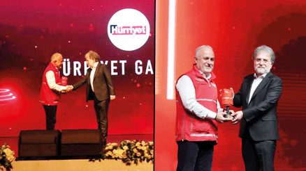 Hürriyet’e ‘Kırmızı Yelek’ ödülü