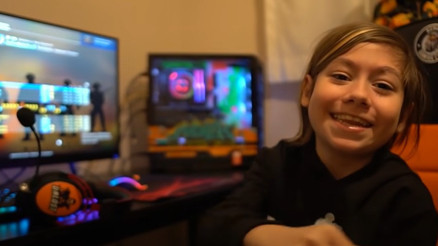 Yaşam mücadelesi ve gülen yüzü ile hatırlanacak.. Twitch yayıncısı Melih Kalkan 14 yaşında hayatını kaybetti... Kahreden haberi Cantuğ Özsoy verdi... Yaşam mücadelesi ve gülen yüzü ile hatırlanacak.. Twitch yayıncısı Melih Kalkan 14 yaşında hayatını kaybetti... Kahreden haberi Cantuğ Özsoy verdi...