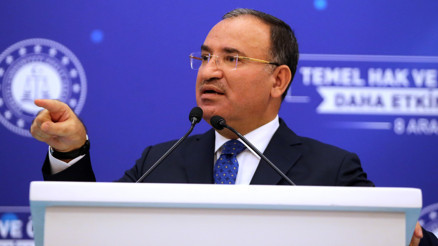 Bozdağ: Doğu Akdeniz göçmen mezarlığına dönmüş durumda