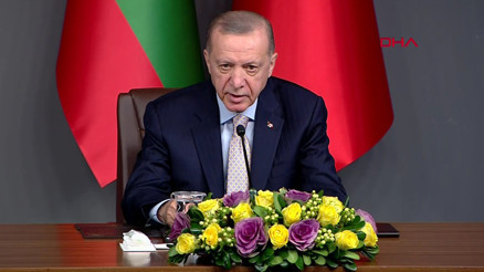 Bulgaristan Cumhurbaşkanı İstanbulda... Cumhurbaşkanı Erdoğandan düzensiz göçün idaresinde iş birliği vurgusu Bulgaristan Cumhurbaşkanı İstanbulda... Cumhurbaşkanı Erdoğandan düzensiz göçün idaresinde iş birliği vurgusu