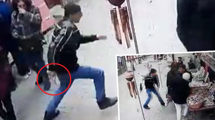 Sinsice geldi Hediyelik eşya alırken bıçakladı