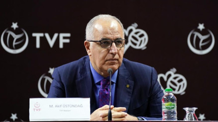 TVF Başkanı Üstündağ: Biz artık seyirci sayımız ile futbol sahalarına talibiz”