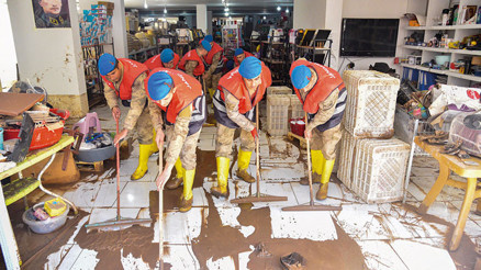 Antalya’da yaralar sarılıyor Antalya’da yaralar sarılıyor