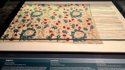 ‘Nakış Bahçeleri’ sergisi Berlin’de açıldı