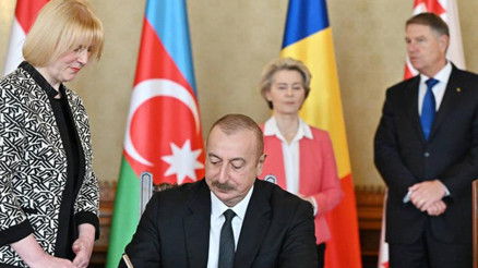 ABye Karadenizin altından elektrik hattı döşeniyor ABye Karadenizin altından elektrik hattı döşeniyor