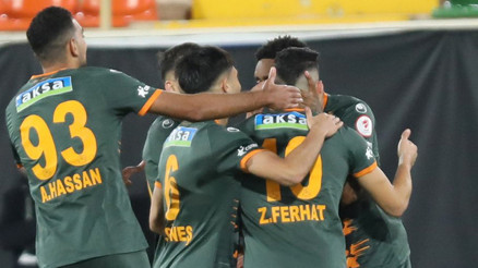 Alanyaspor uzatmalarda turladı