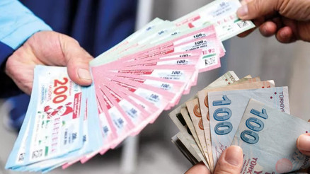 Milli Piyango yılbaşı bileti ne kadar 2023 Yılbaşı özel çekilişinde büyük ikramiye 200 milyon TL… İşte, çeyrek, yarım ve tam bilet fiyatları