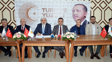 AK Partili Baybaturdan anket açıklaması