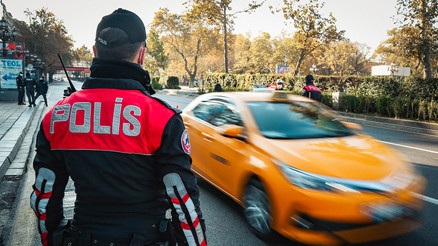 Son dakika... İçişleri Bakanlığından Yılbaşı Tedbirleri Genelgesi: 81 il valiliğine gönderildi