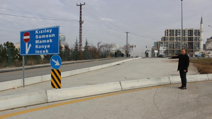 Yukarı Dikmen’den çağrı var: Kavşak açılsın trafik rahatlasın