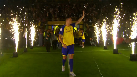 Al Nassr ile anlaşan Cristiano Ronaldo için görkemli imza töreni