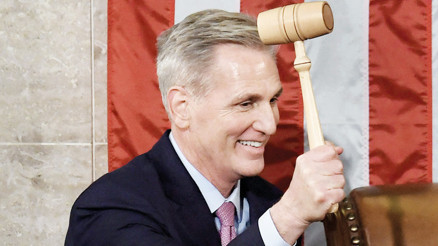 Kriz aşıldı, yeni krizler kapıda... ABD Meclis Başkanı 15’inci turda seçildi