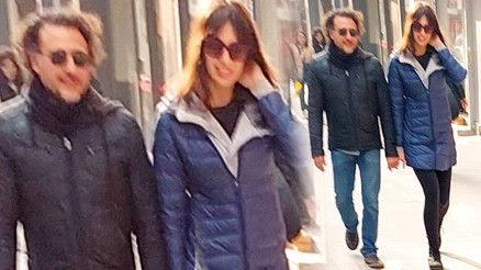 Yıllar sonra bir ilk... Ünlü oyuncu sevgilisi ile el ele görüntülendi